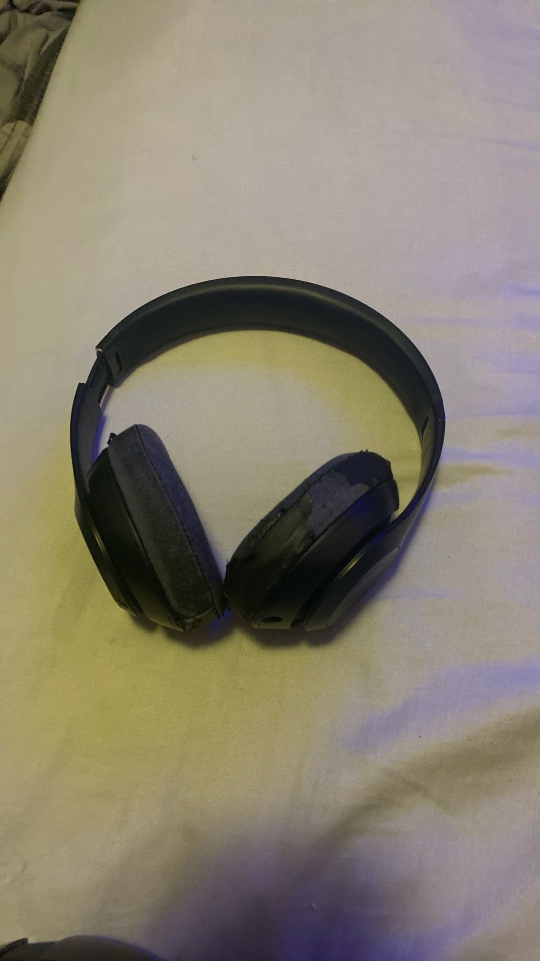 Beat headphones