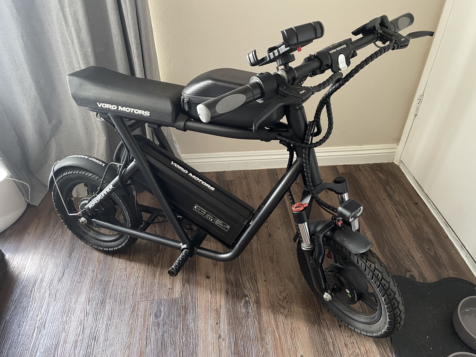 EMOVE RoadRunner Electric Seated Scooter