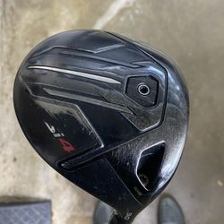 Titleist TSi4 Driver 9.0 Hzrdus low spin shaft