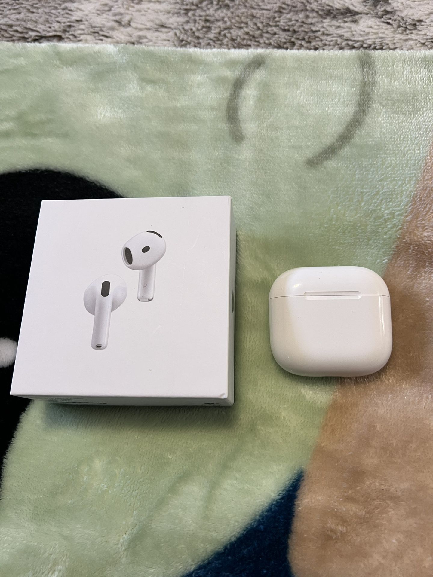 AirPods 4 With Noise Cancellation