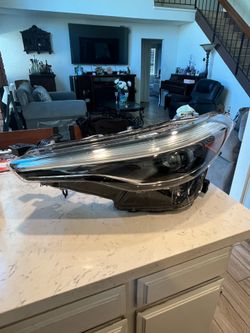 2023 2024 2025 TOYOTA COROLLA CROSS LED ADAPTIVE LH DRIVER SIDE HEADLIGHT OEM