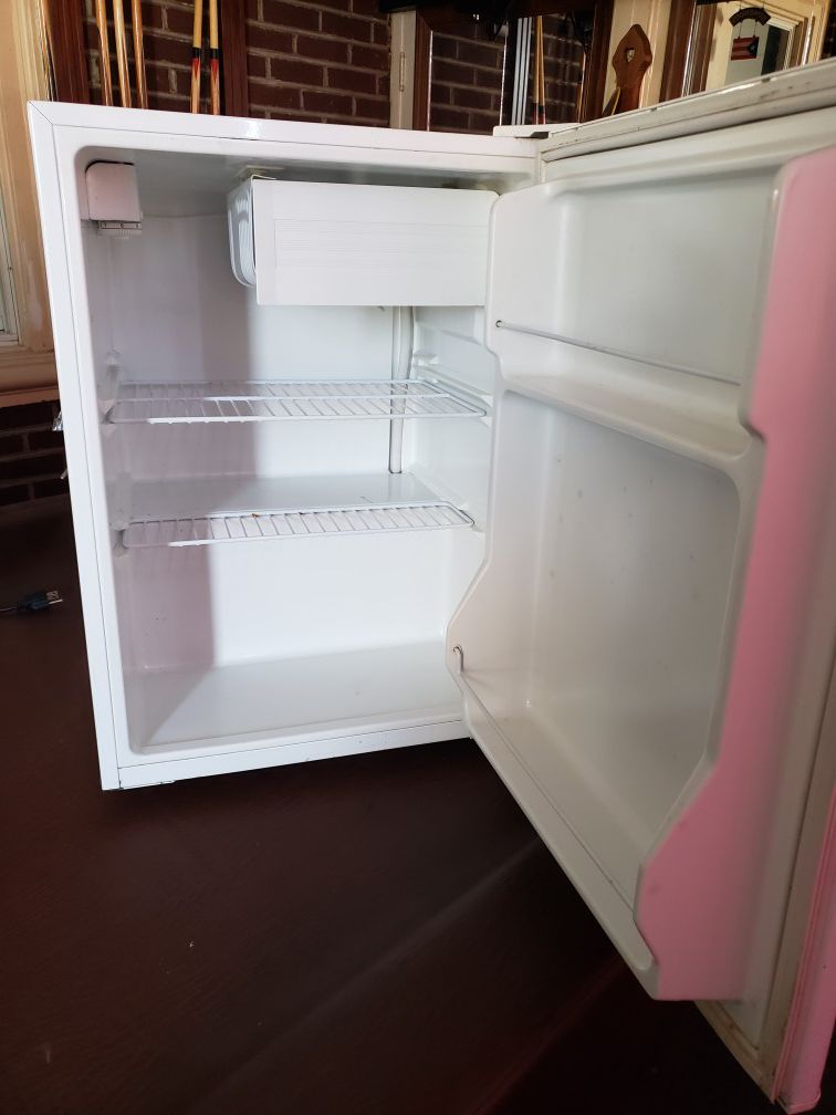 Minny fridge