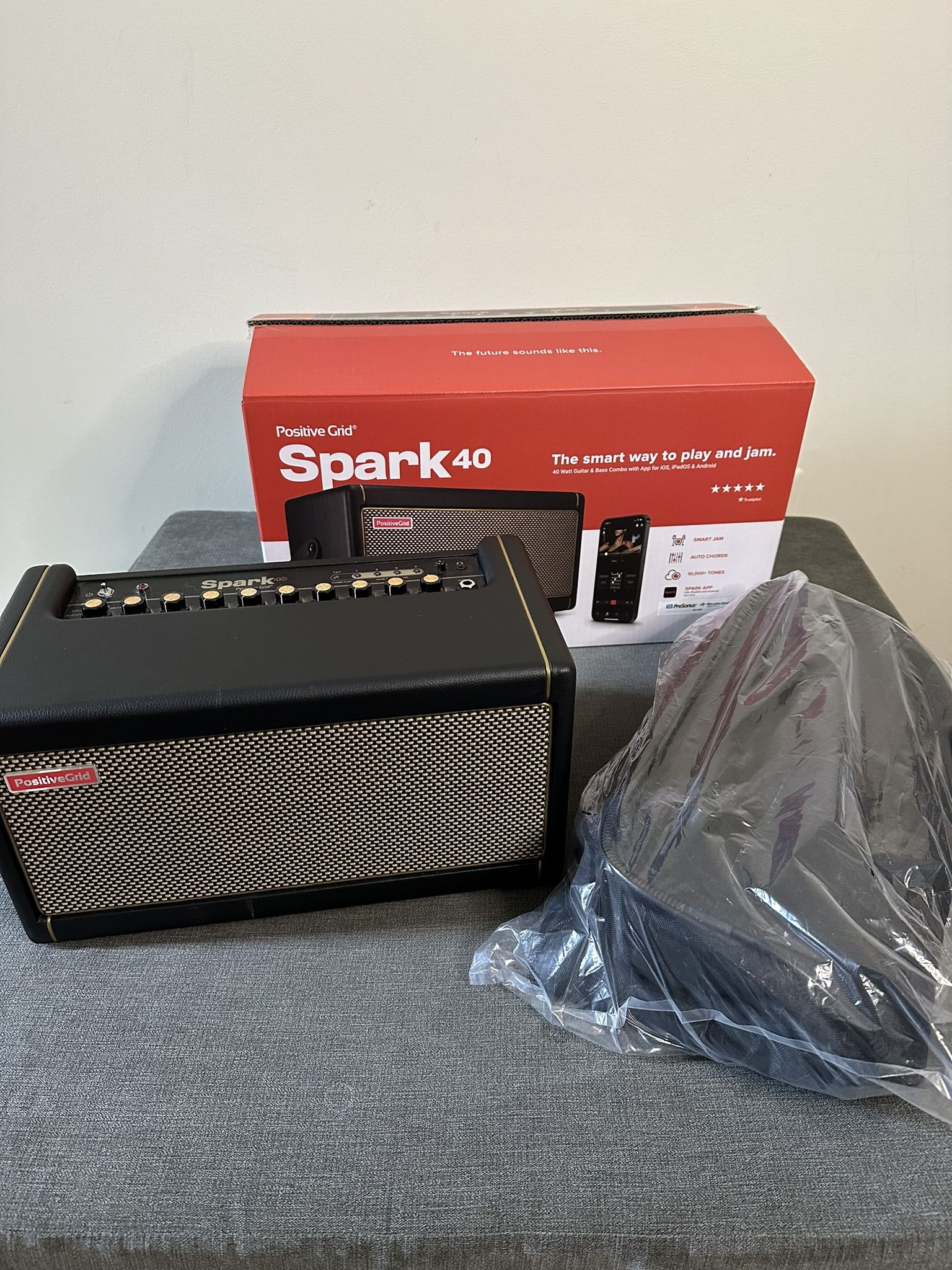 Positive Grid Spark 40 Guitar amp