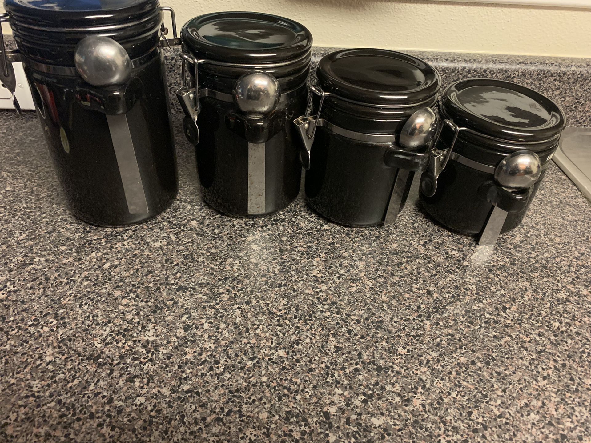 Black canister set (4)