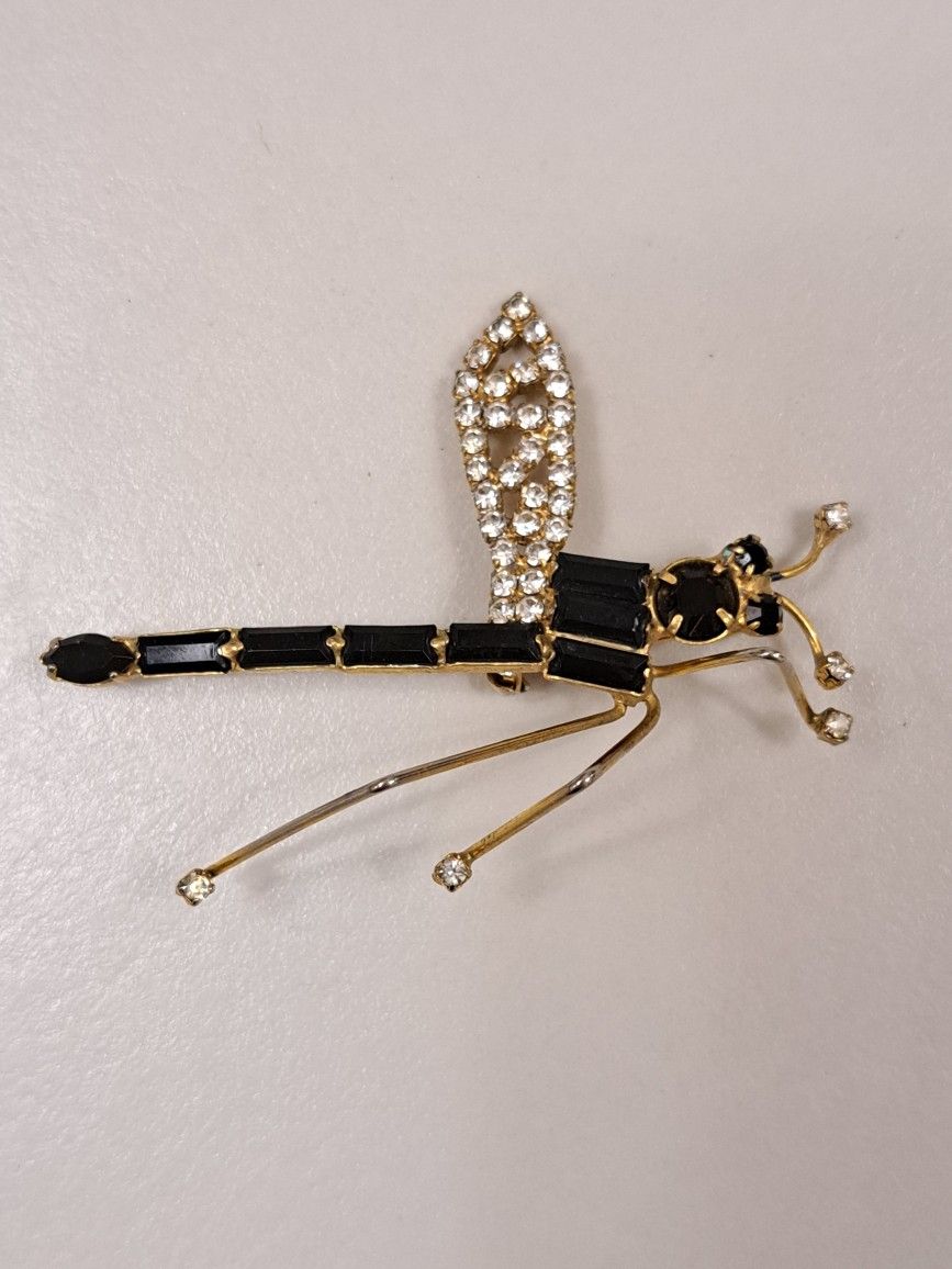 Vtg Dragonfly Brooch Pin Side View Unique w Black & Clear Crystals & Gold Tone