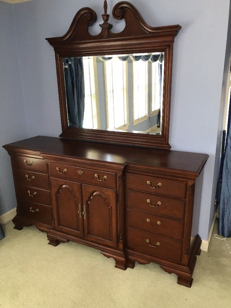 Dresser With Mirror - Lot Of Storage Space