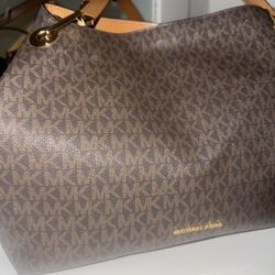 Michel Kors Purse 