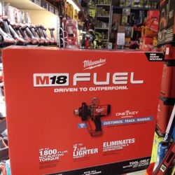 Milwaukee M18 FUEL 1" High Torque Impact Wrench W/ONE-KEY.  Tool-Only 