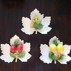 True Vintage 1960s 3D Ceramic Fruit On Leaf Dishes. Set of 3. Made in Italy 