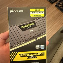 Corsair Vengeance LPX DDR4 16GB (2×8GB) – Great Condition