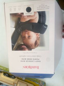 BabyBjorn carrier ( read )