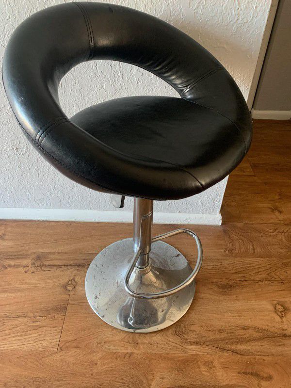 Vintage 1960's Style Chair 