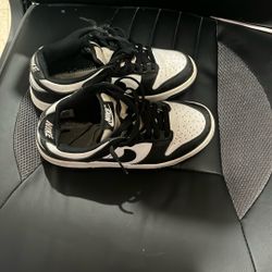 Nike Dunks 