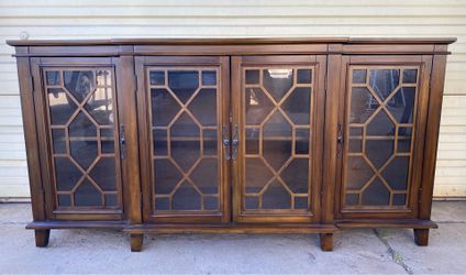Nice Living Room Walnut Console Buffet Credenza, Glass Doors
