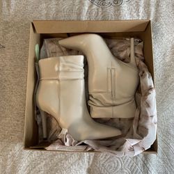 Jessican Simpson White Booties