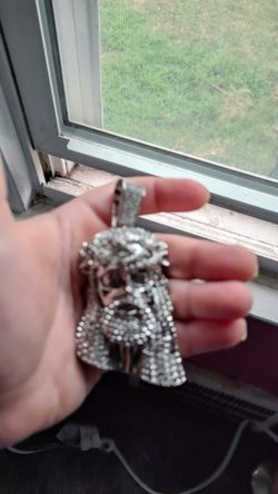 Moissanite Jesus pendant make offers