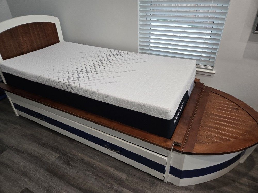 POTTERY BARN KIDS BOAT TRUNDLE TWIN BED WITH STORAGE