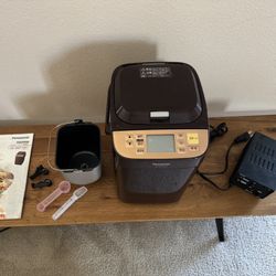 Panasonic Japanese bread maker with US voltage adapter unit