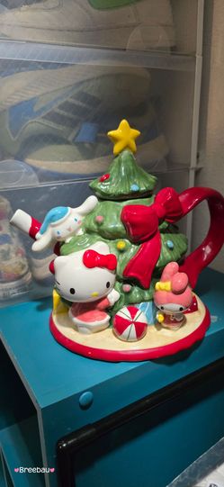 Hello Kitty And Friends Holiday Tree Teapot