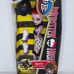 Monster High Operetta Skultimate Roller Maze Doll New In Box (NIB) 2011