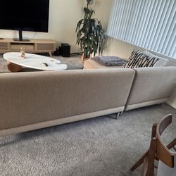 Sectional couch