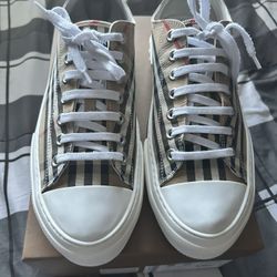 Burberry Shoes