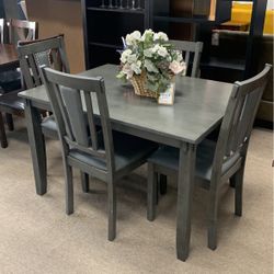 Black Friday Sale***  5pc Dining Set 