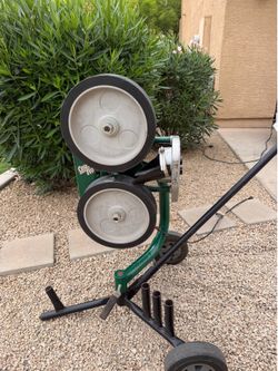ATEC Casey Pro  Pitching Machine