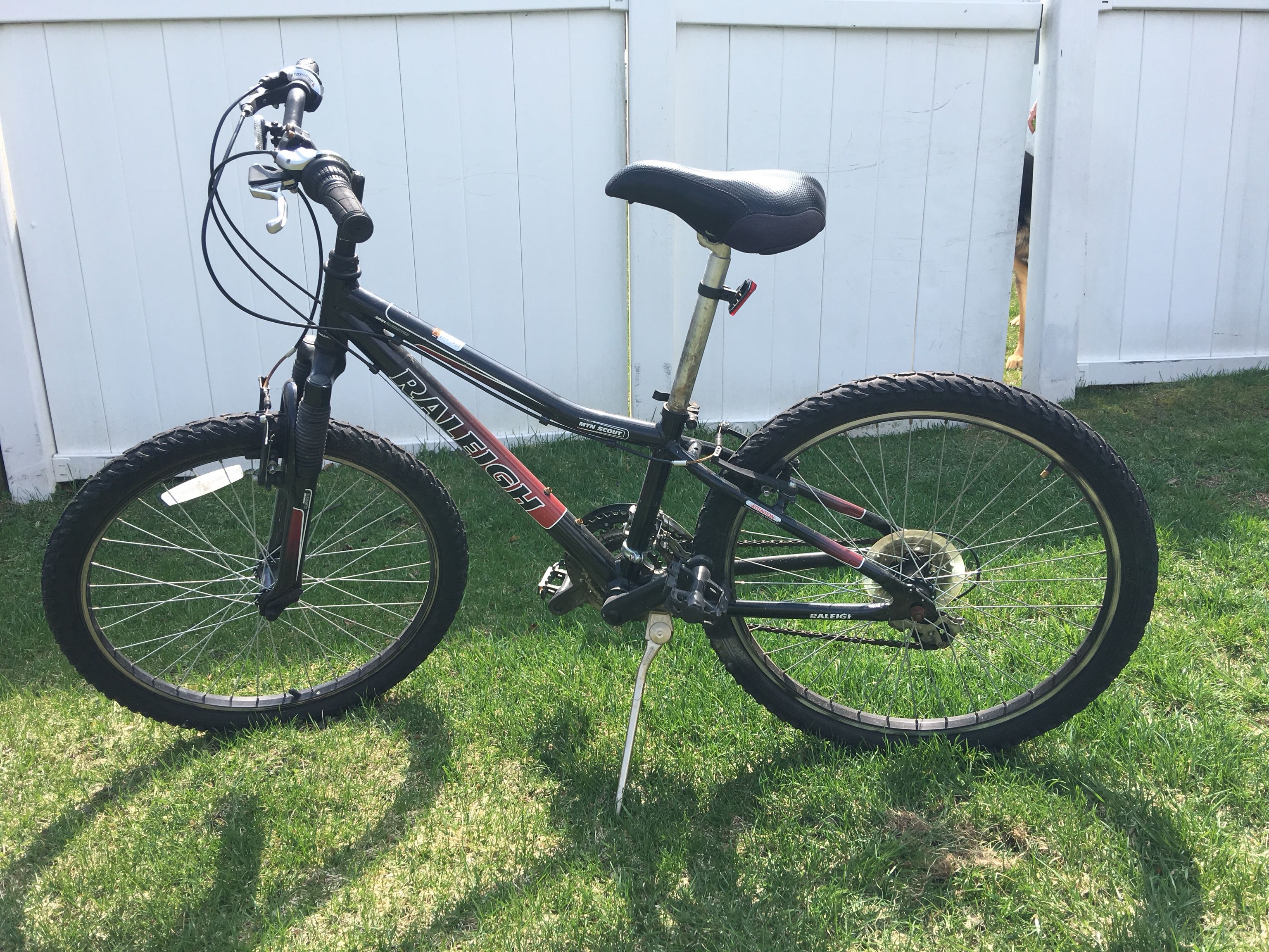 Raleigh Mtn Scout Bike - 24” - Shimano Parts