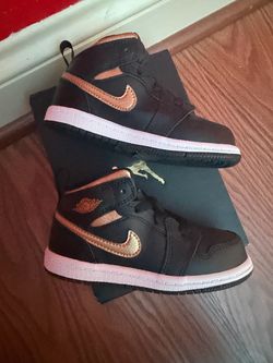 Nike Air Jordan 1 High Top Toddler Sneakers size 8C