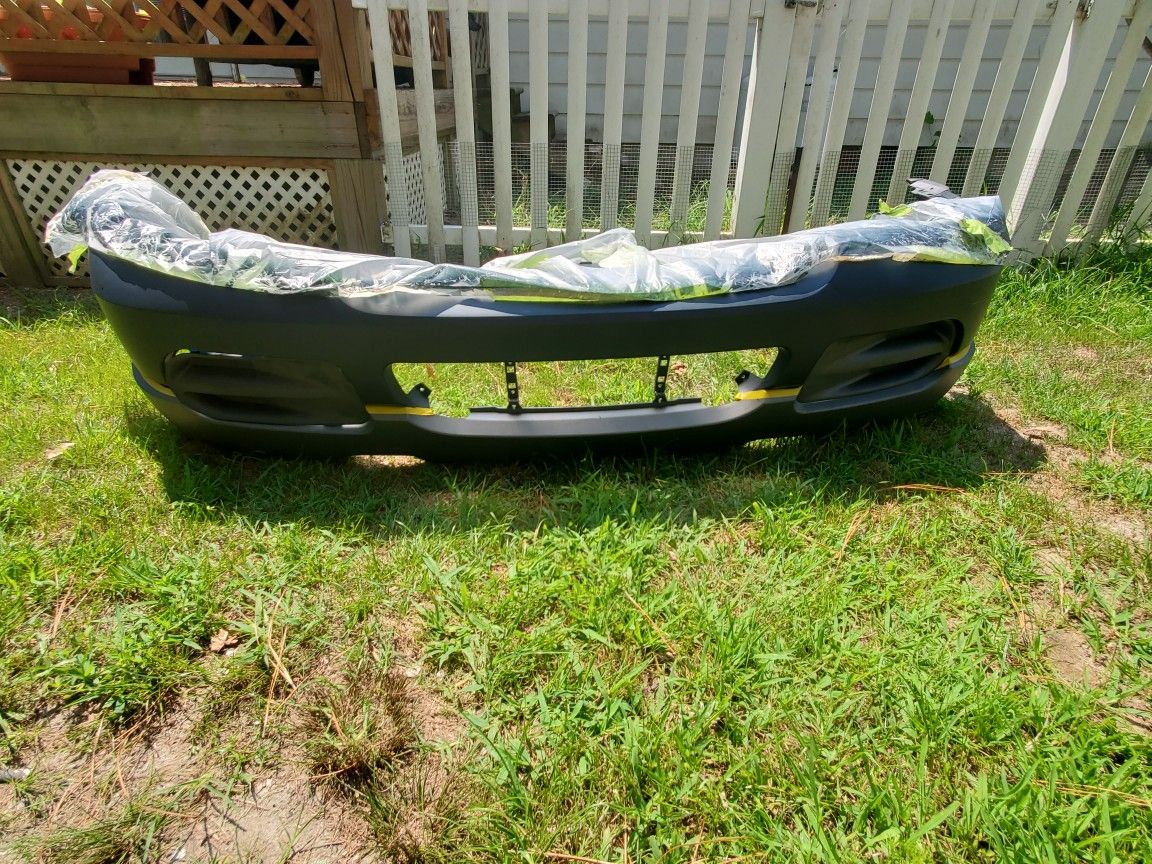 2002 Ford Explorer Front Bumper Cover