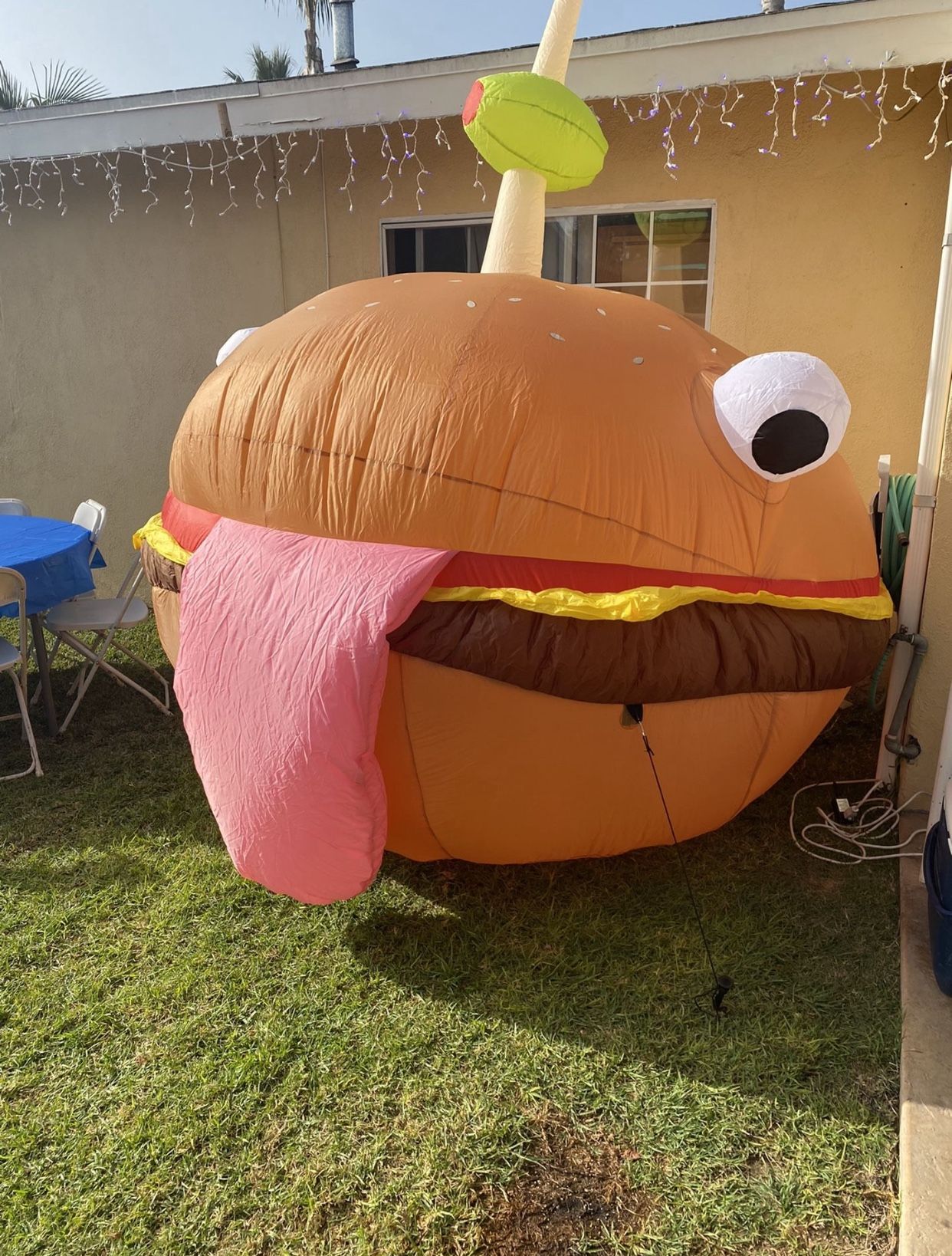 Fortnite inflatables llama and cheeseburger