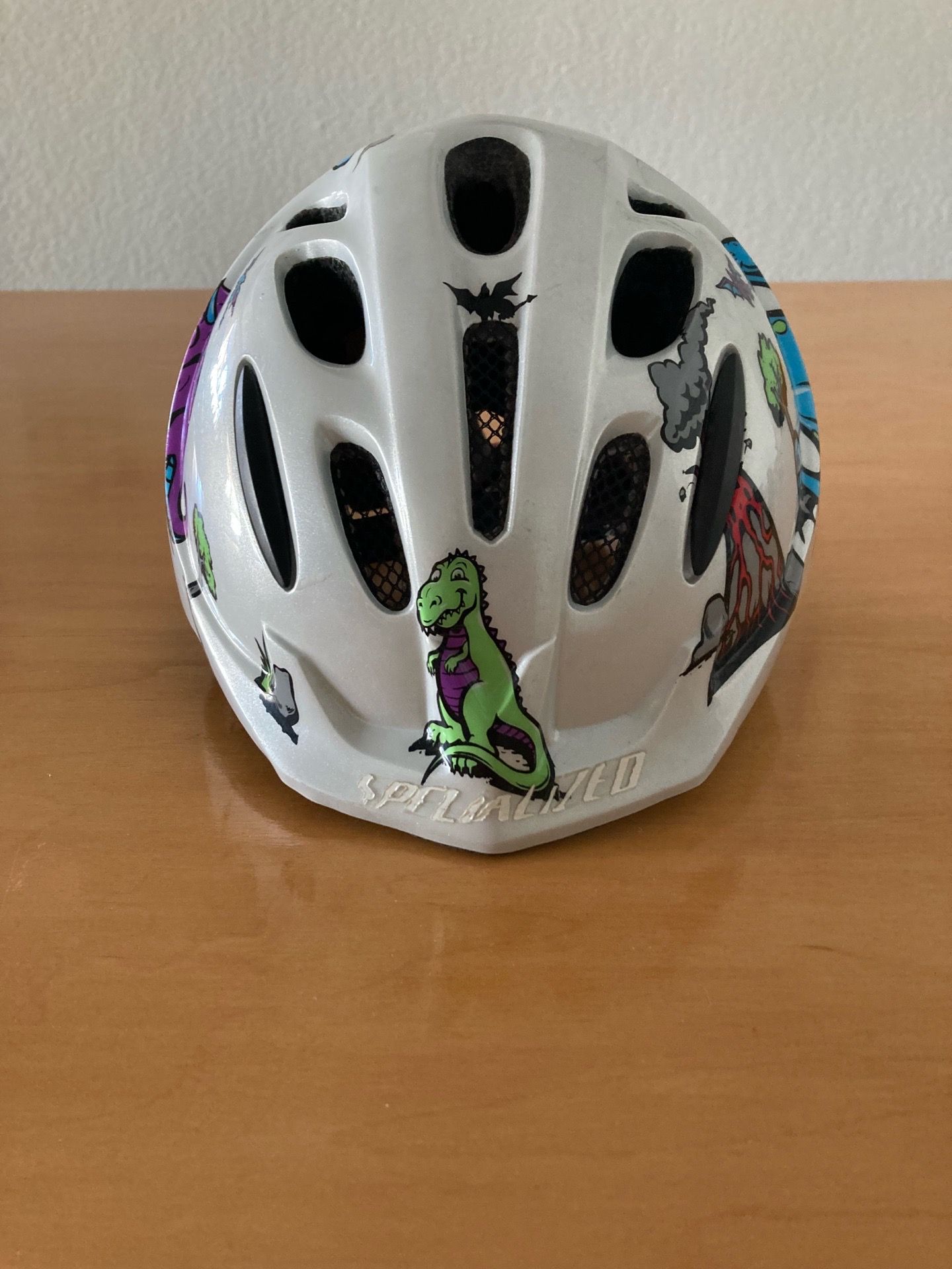 Specialized toddler/kid helmet