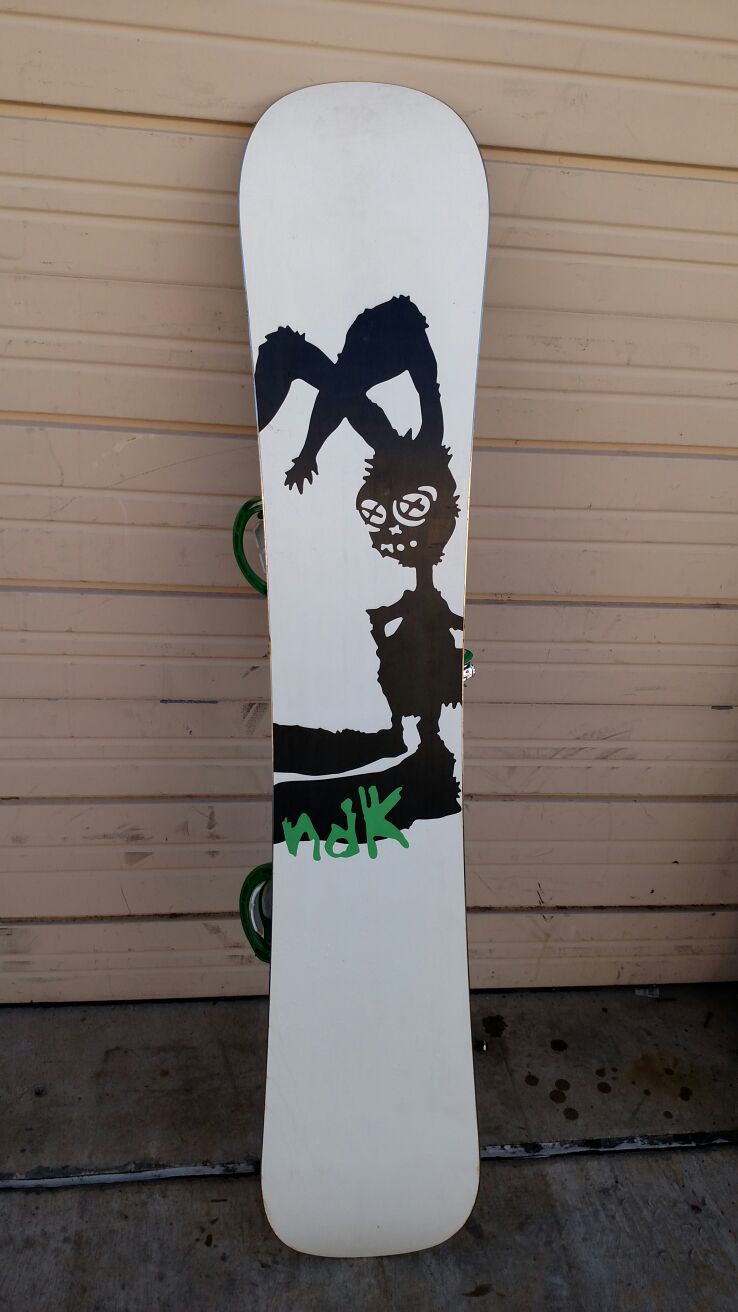 Bijdragen Behandeling stilte NDK advanced Snowboard 62" tall, Nidecker bindings.. make offer! for Sale  in Glendale, AZ - OfferUp
