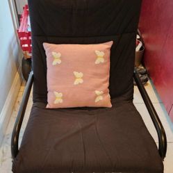 Casual Lounge Chair