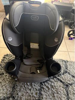 Evenflo Evolve Convertible Car Seat