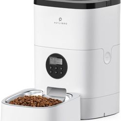 Brand New Pet Feeder For Cats & Dogs