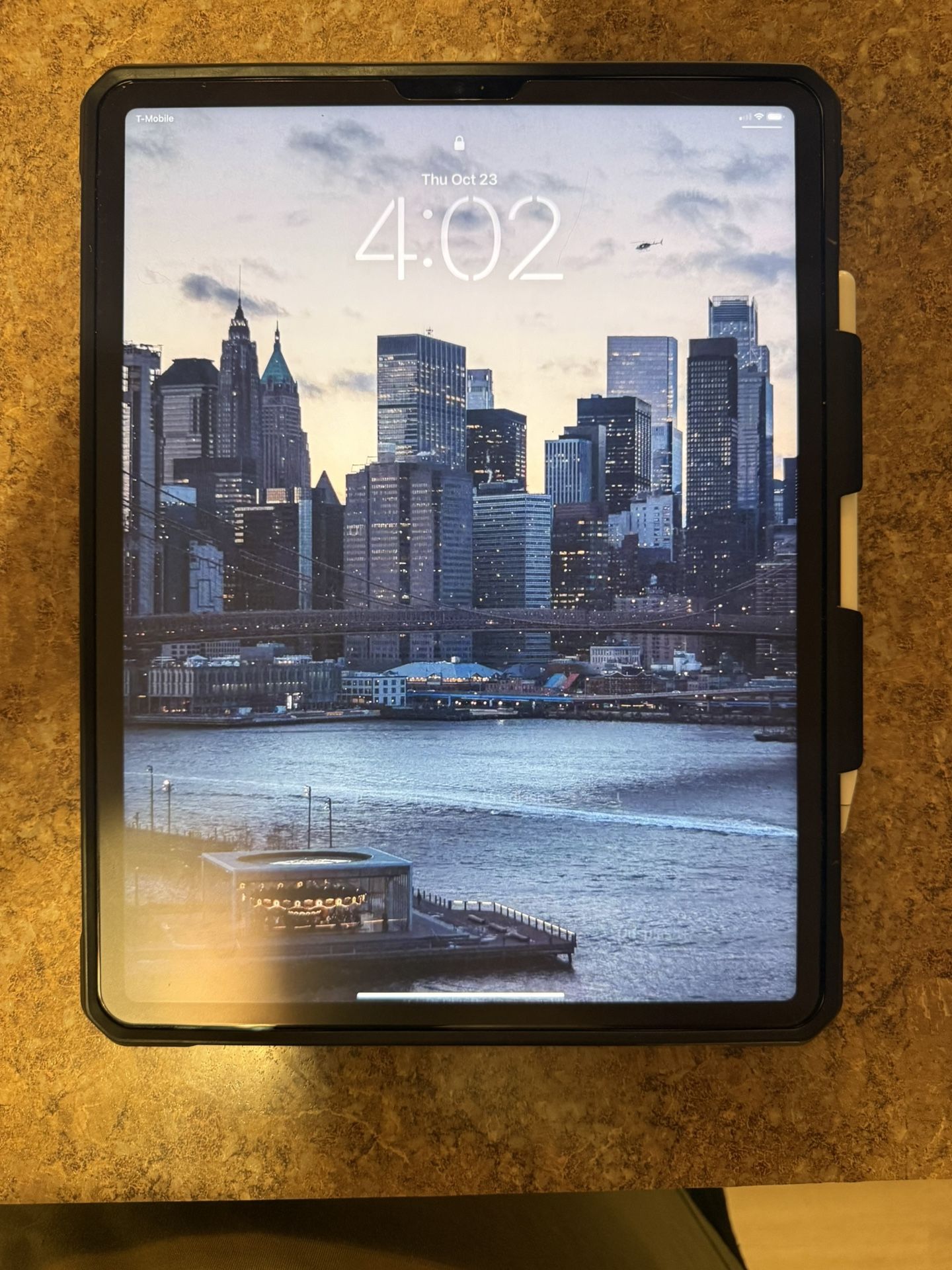Apple iPad Pro 12.9” (6th Gen, M2, 2022) – 128GB, Wi-Fi – Space Gray – Like New