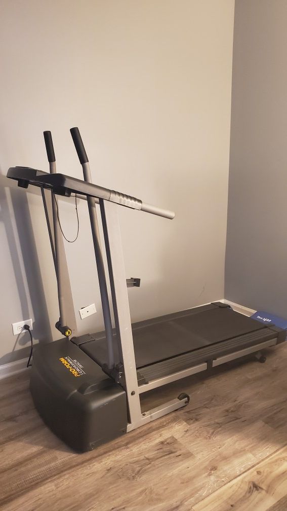 PRO FORM TREADMILL CROSSWALK 395CW perfect condition