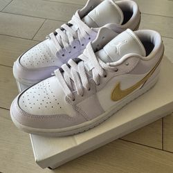 Air Jordan 1 Low, Lilac And White With Gold, W8.5