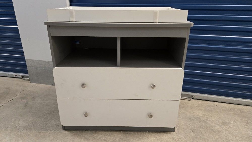 White/gray Baby Changing Station