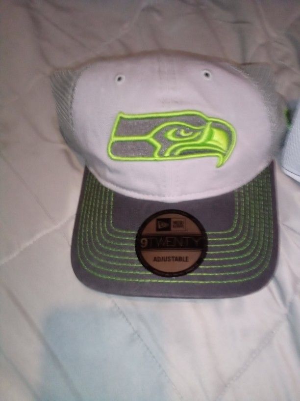 3 Seahawks Hats