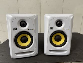 SPEAKERS