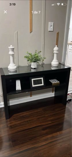 IKEA console