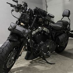 2019 harley sportster forty-eight xl just 1.5k miles