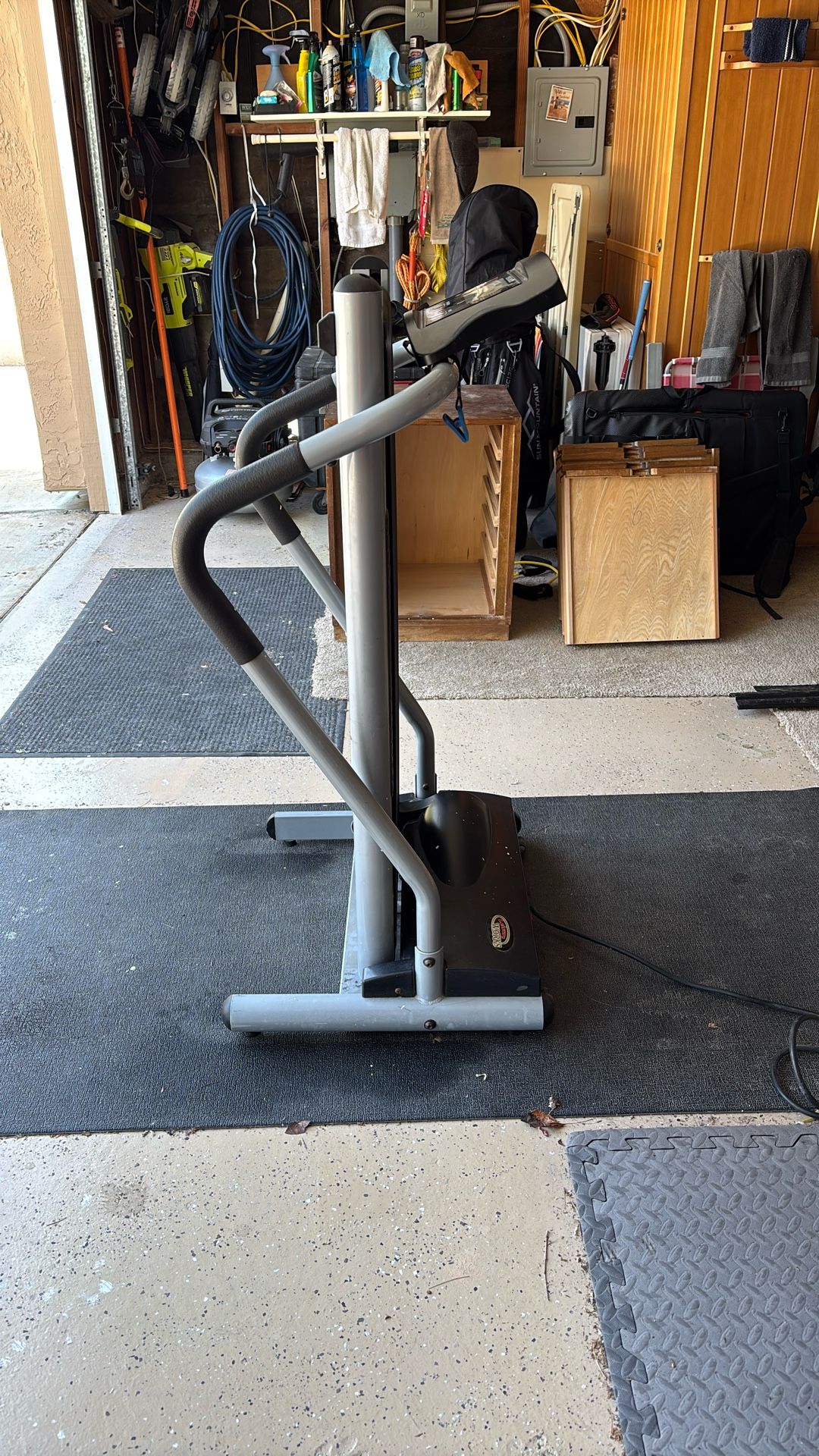 Compact Treadmill