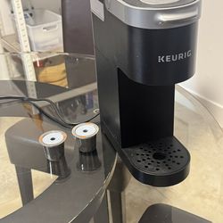 Keurig Single Serve Coffee Maker – Works Great + Reusable Pods