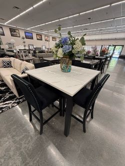 5 PC DINING TABLE