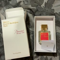 Women’s White Baccarat