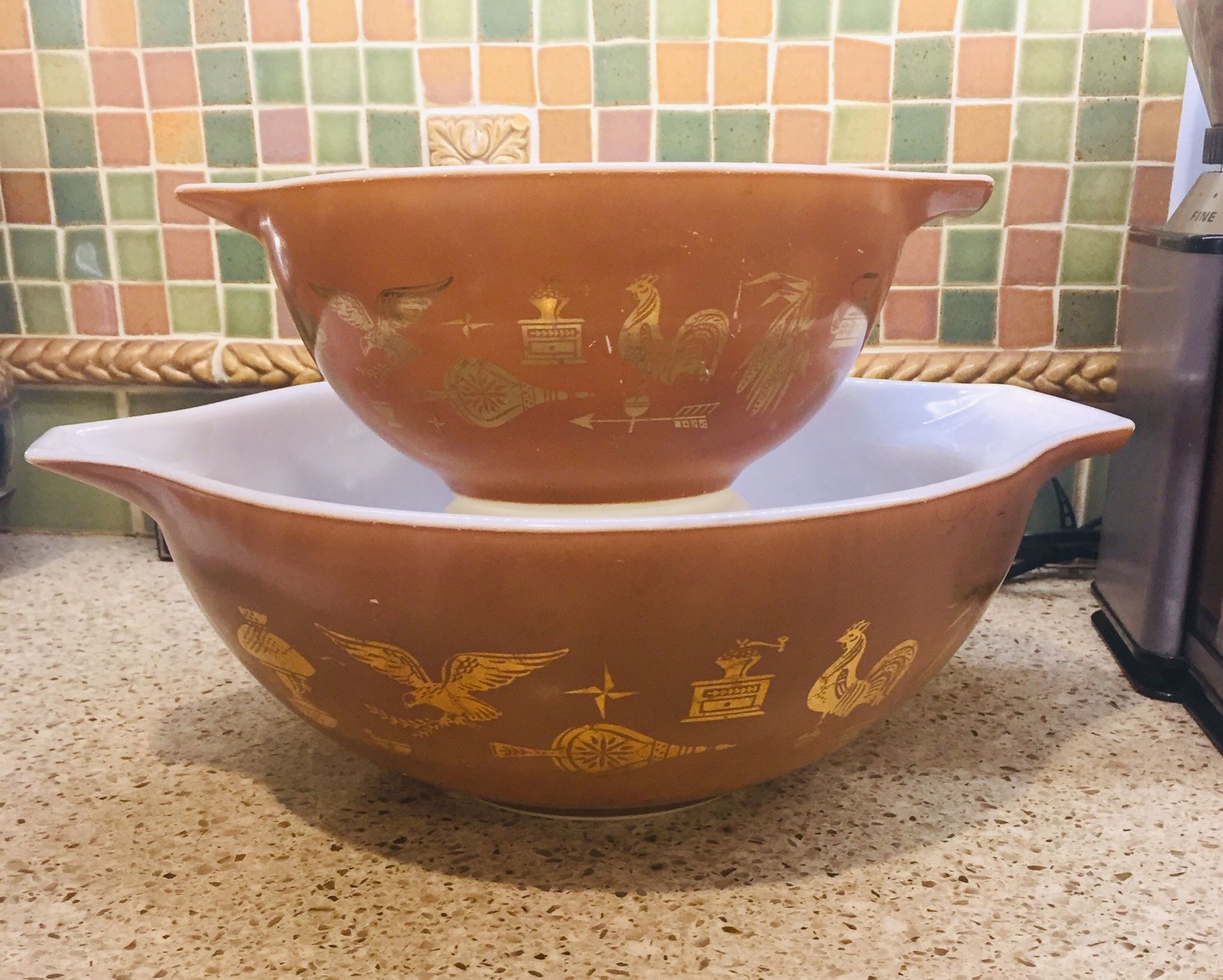 Vintage Pyrex lot 2 Cinderella bowls Early American